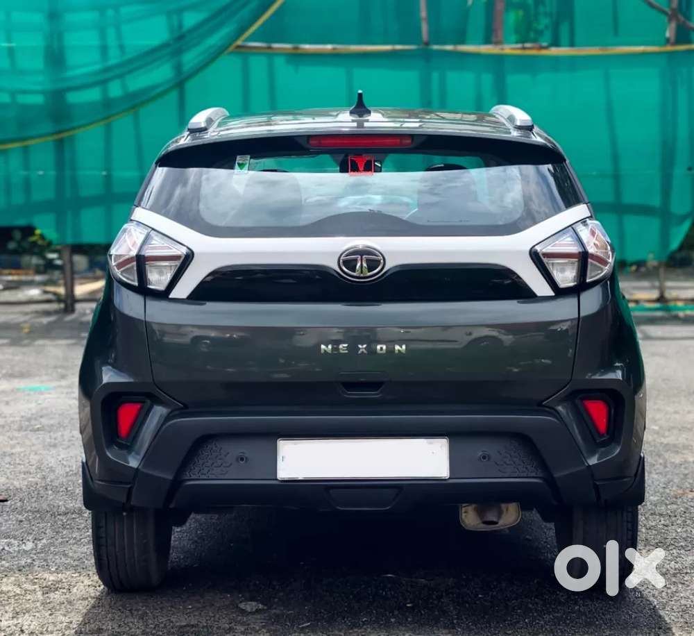 Tata Nexon 1.2 Revotron Xm Plus (s), 2023, Petrol