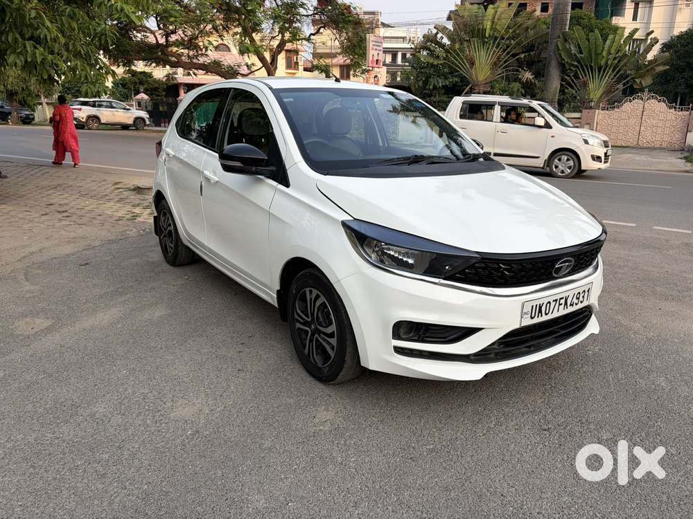 Tata Tiago 1.2 Revotron Xt (o), 2023, Petrol