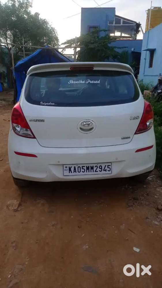 Hyundai I20 2010-2012 Car