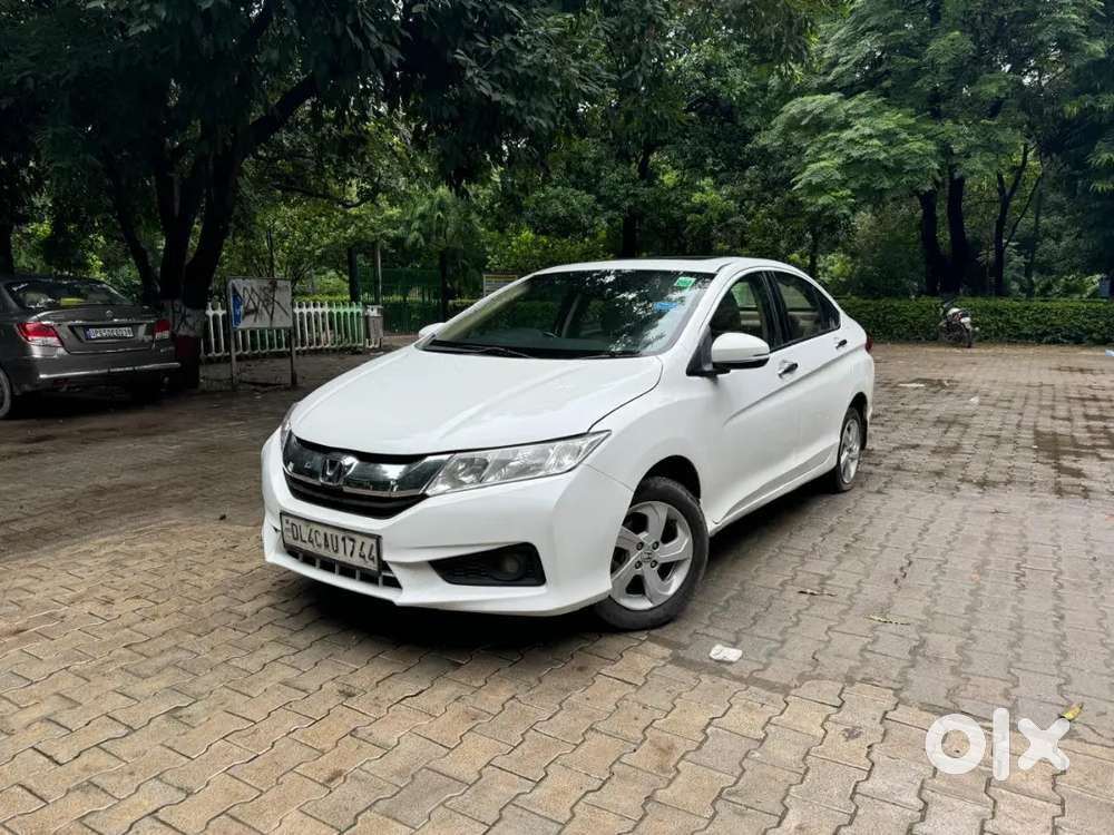 Automatic Honda City 2015 Petrol 80000 Km Driven