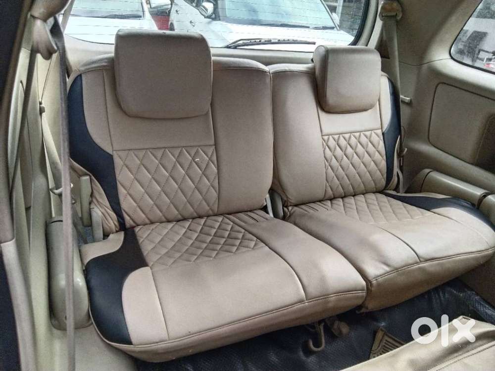 Toyota Innova 2.5 G (diesel) 8 Seater, 2011, Diesel