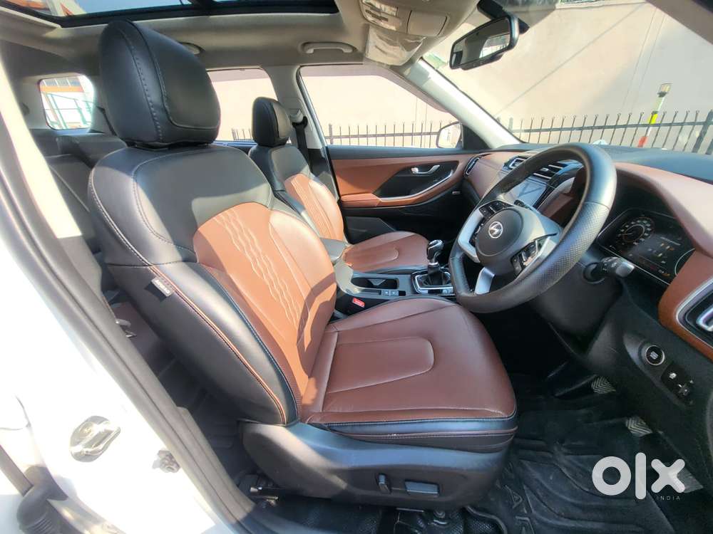 Hyundai Alcazar Platinum, 2021, Petrol