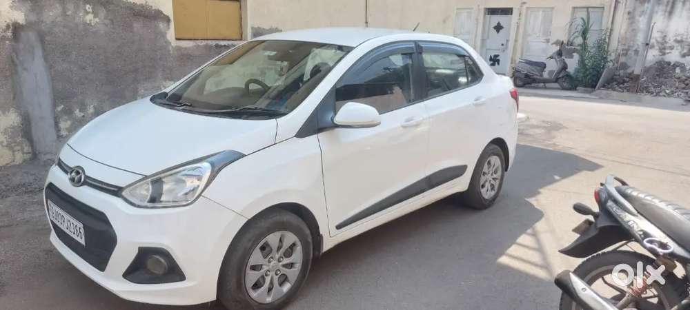 Hyundai Xcent 2016 Diesel 235000 Km Driven