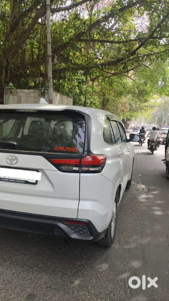 Toyota Innova Hycross 2.0 Gx 7 Str, 2025, Diesel