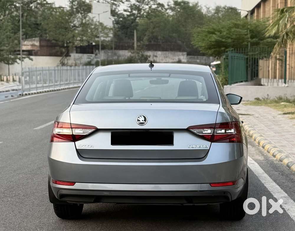 Skoda Superb L&k 1.8 Tsi At, 2019, Petrol