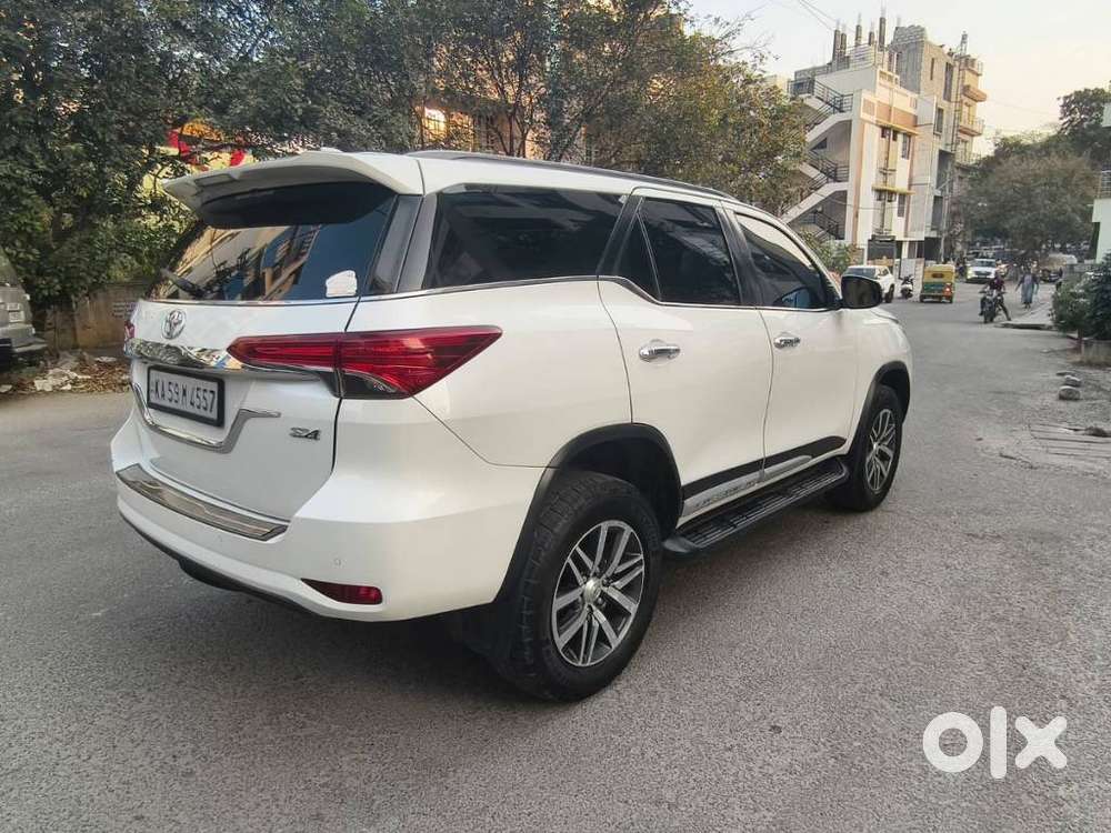 Toyota Fortuner 3.0 4x4 Manual, 2020, Diesel