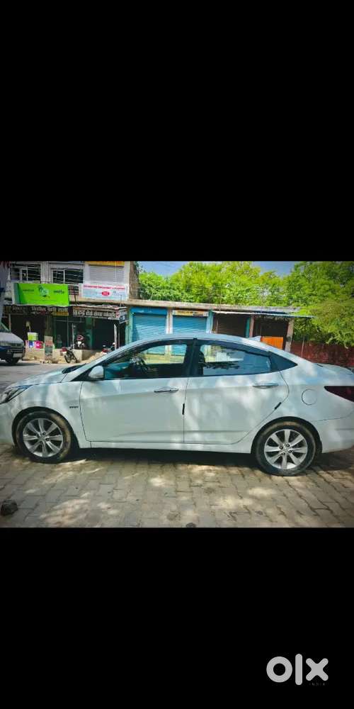 Hyundai Verna 2012 Petrol Well Maintained