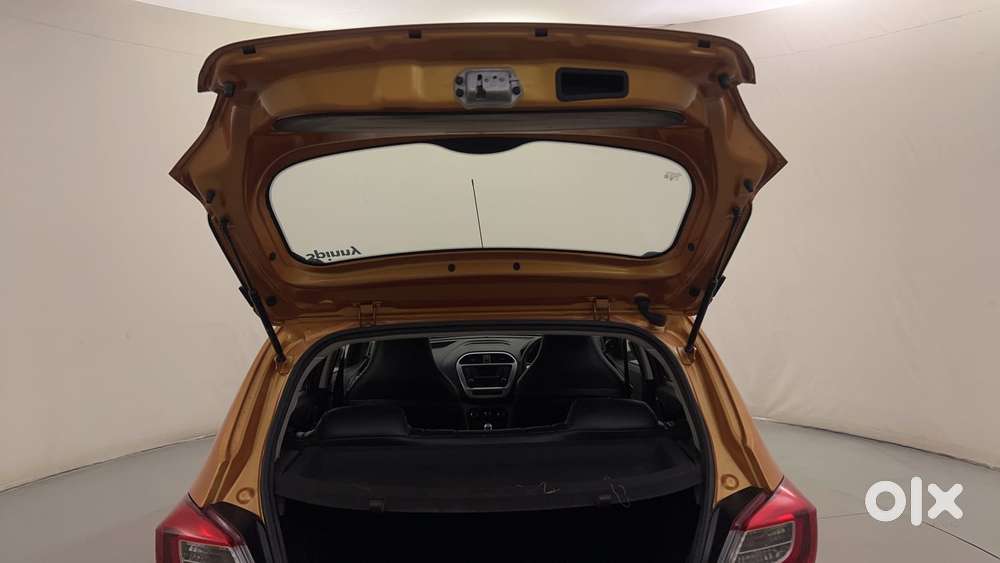 Tata Tiago 1.2 Revotron Xt, 2016, Petrol