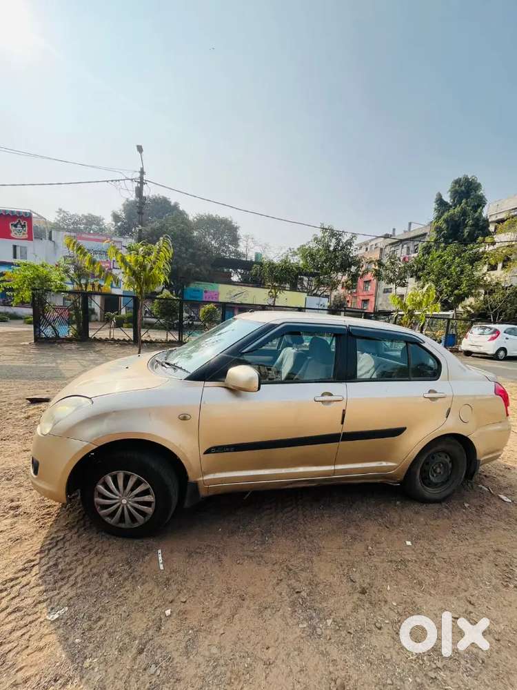 Maruti Suzuki Dzire 1.2 Vxi Cng 2011 Car