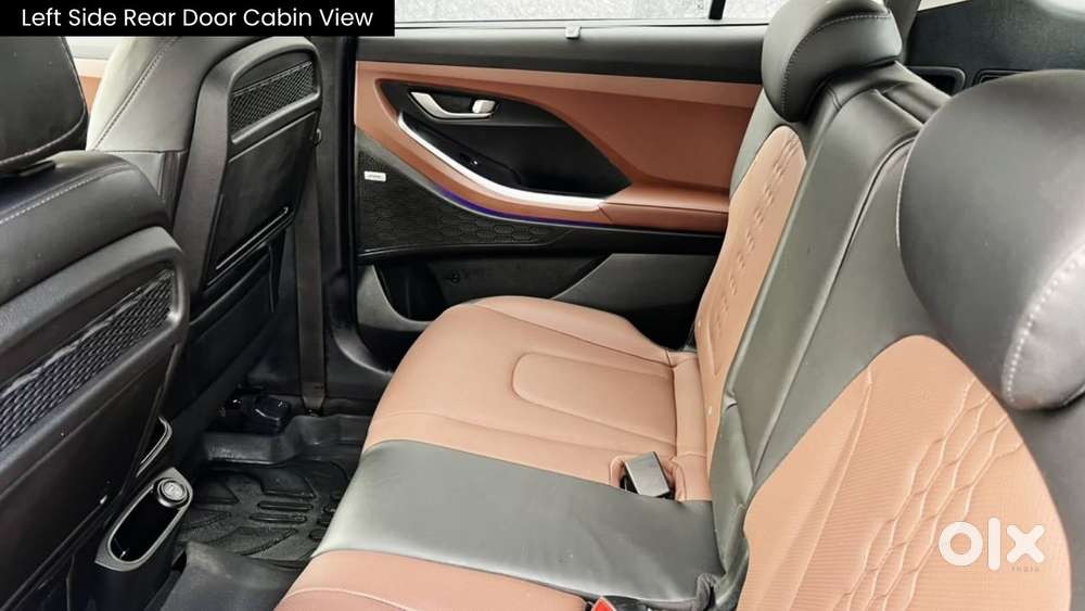 Hyundai Alcazar Platinum Signature Adventure Mt 7 Str, 2024, Petrol