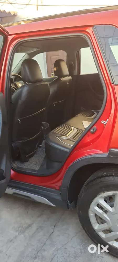 Single Hand Used Bank Employee Vehicle