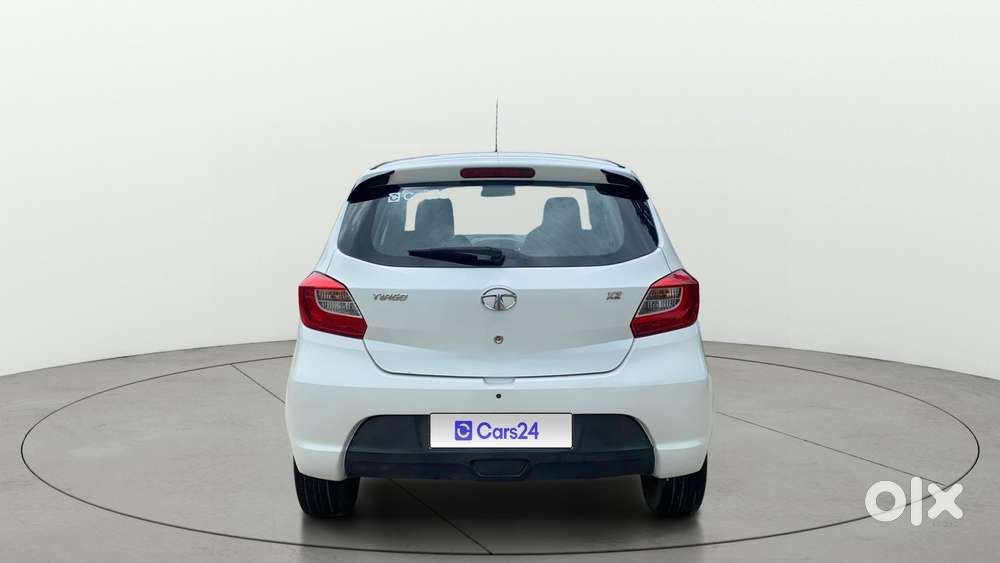 Tata Tiago 1.2 Revotron Xz, 2016, Petrol