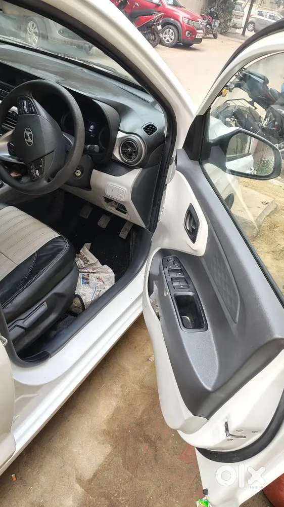 Hyundai Grand I10 2023 Car