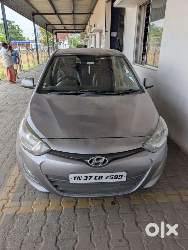 Hyundai I20 Asta 2013 Diesel Car Top-end