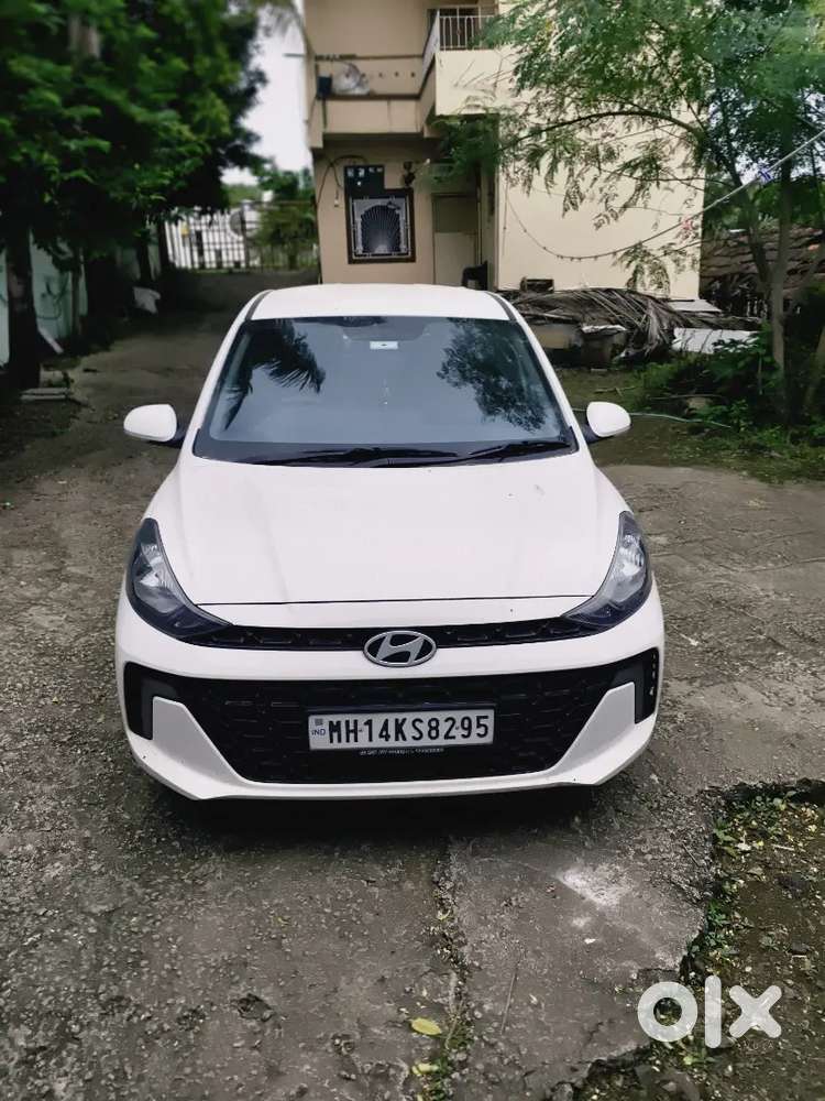 Hyundai Aura Sx Cng 2023  1st Owner  35,372 Km  Excellent Condition