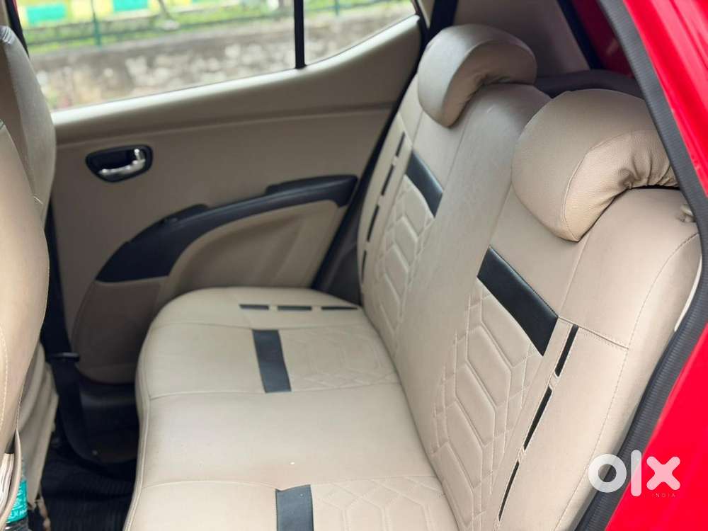 Hyundai I10 Sportz 2011 Petrol