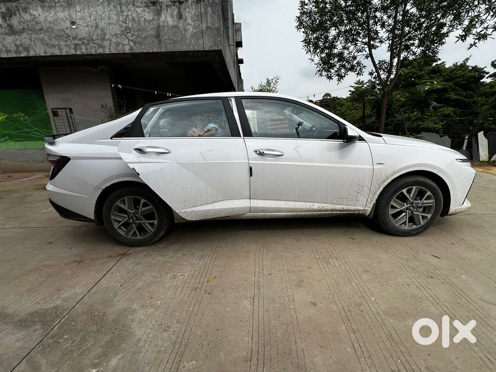 Hyundai Verna Petrol Automatic 2025