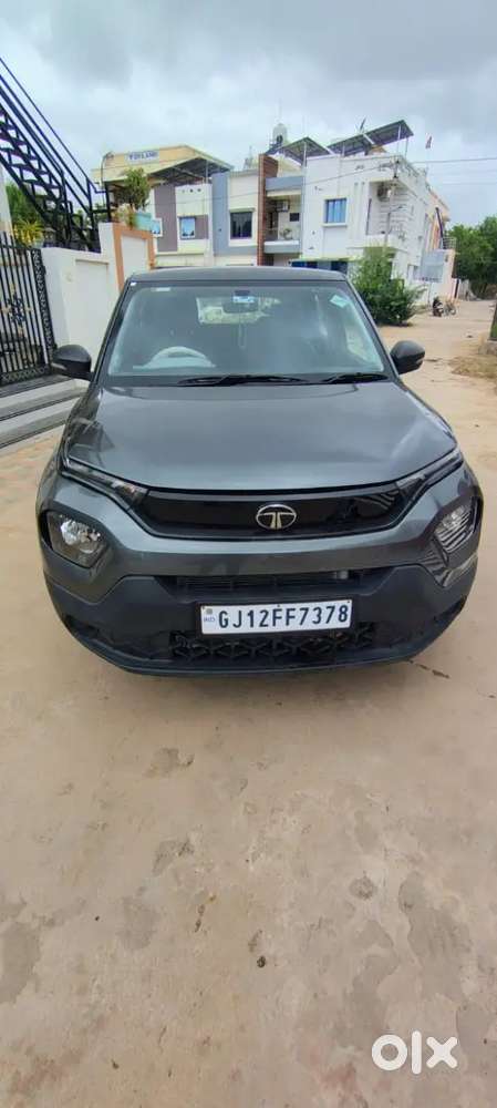 Tata Punch Pure Icng 2025