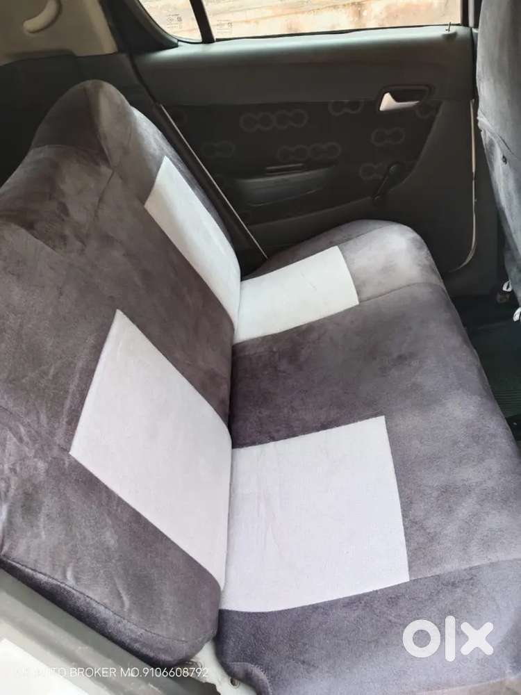Maruti Suzuki 
Alto 800 Lxi
Model 2014
Good Condition
Urgent Sale