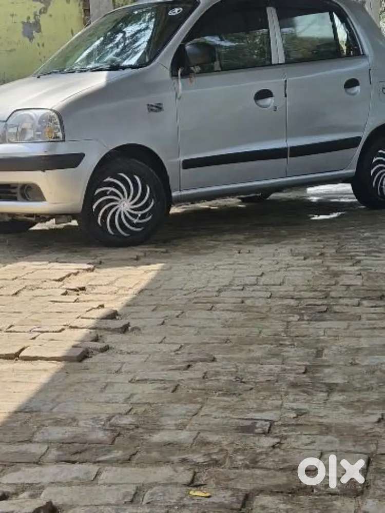 New Gadi Hai Bilkul Mast Condition