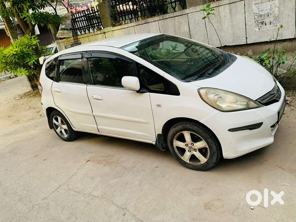 Honda Jazz Sports 2011 Sept Cng & Hybrids Well Maintained