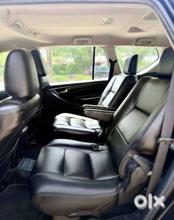 Toyota Innova Crysta 2.4 G Mt 7 Str, 2021, Diesel