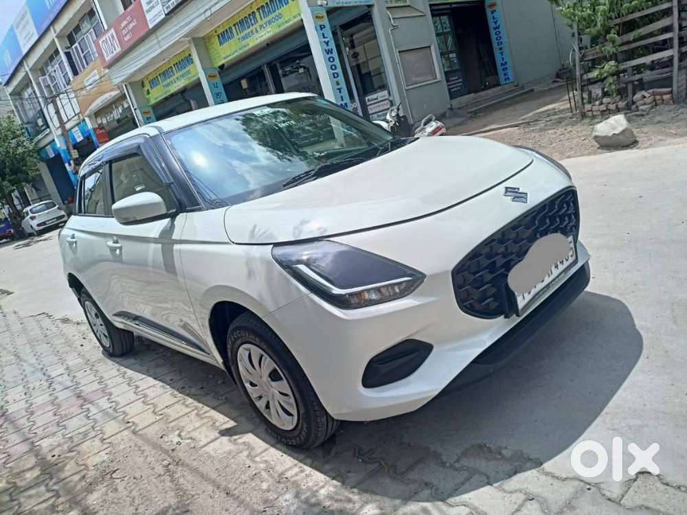 Maruti Suzuki Swift Vxi Ags, 2025, Petrol