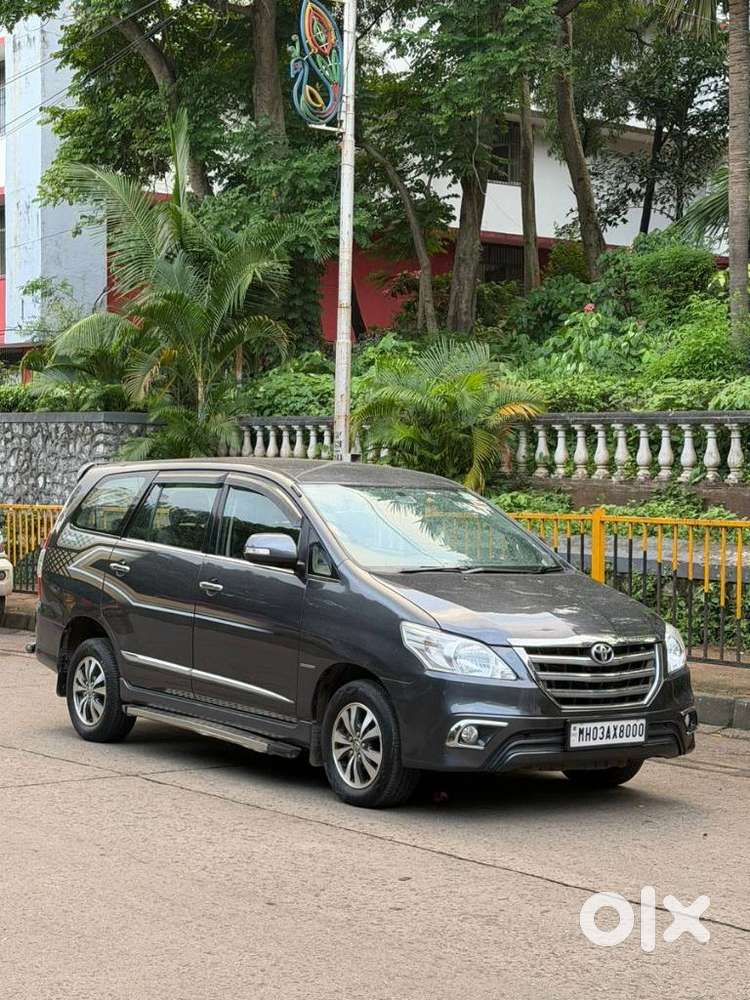 Toyota Innova [ ] 2.5 V Diesel 7 Str, 2015, Diesel