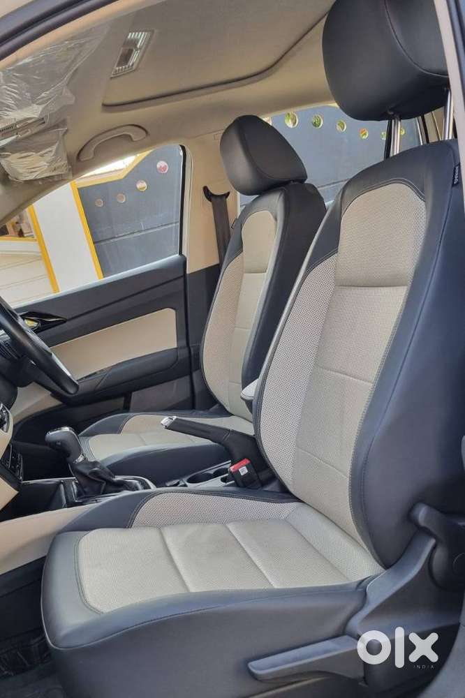 Skoda Slavia Style 1.0l Tsi At, 2022, Petrol