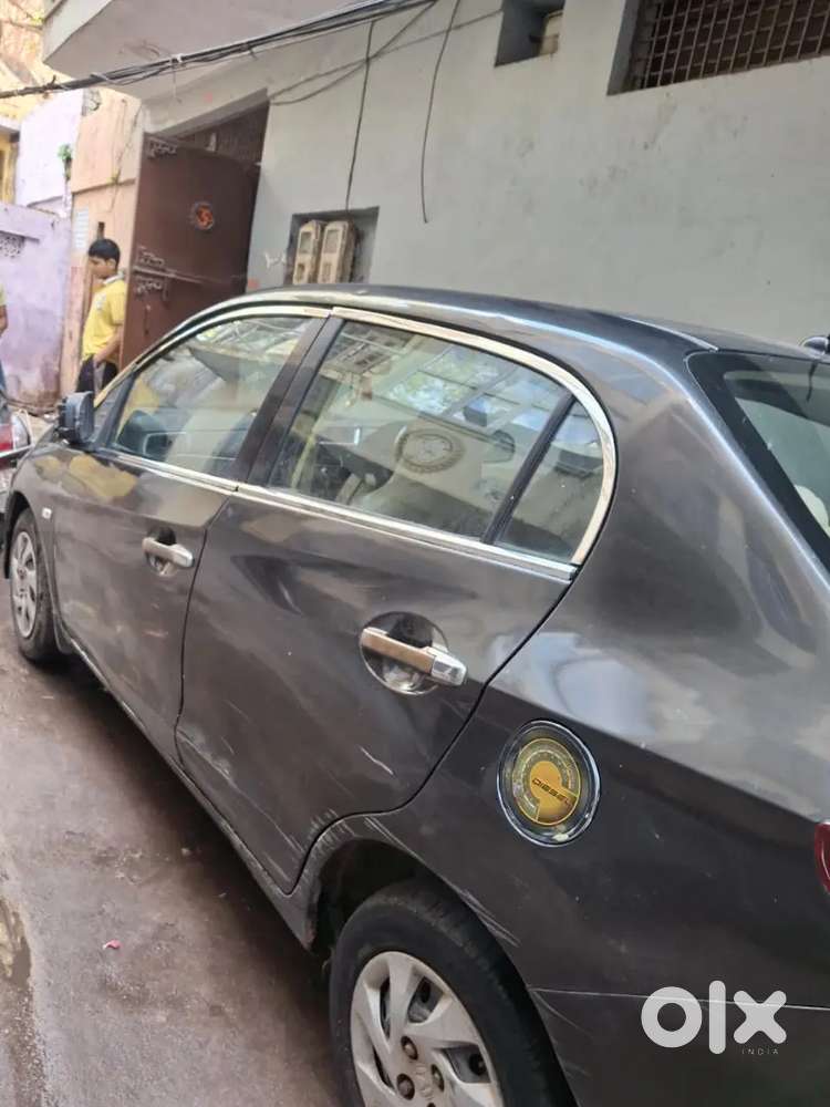 Honda Amaze 2016 Diesel Well Maintained