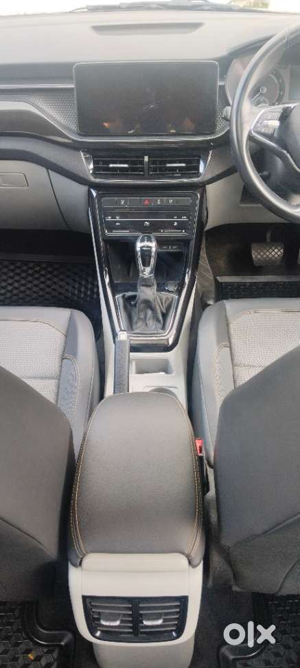 Skoda Kushaq 1.0 Tsi Style, 2022, Petrol
