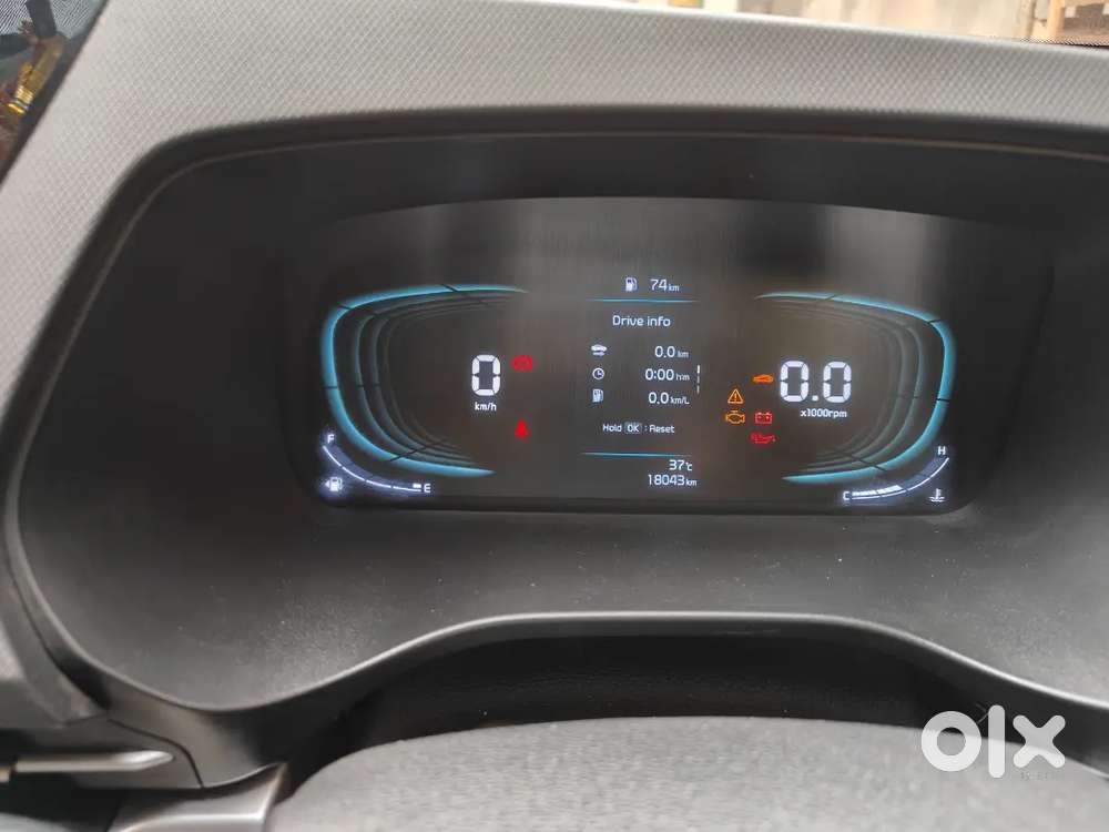 Kia Carens 2021 Petrol 18000 Km Driven