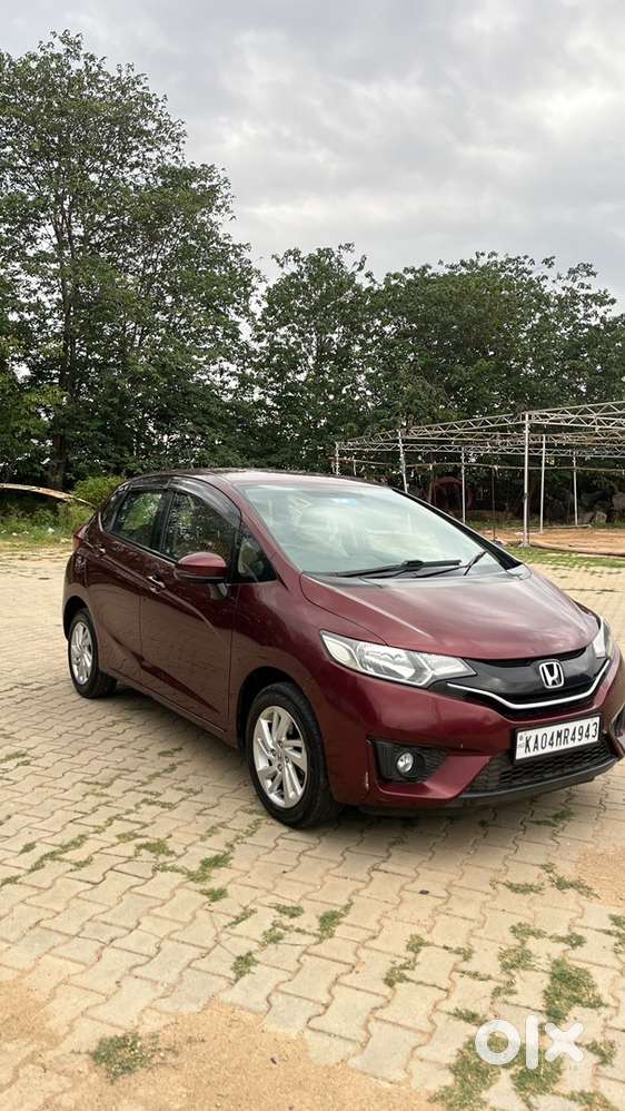 Honda Jazz 2016 Petrol Well Maintained