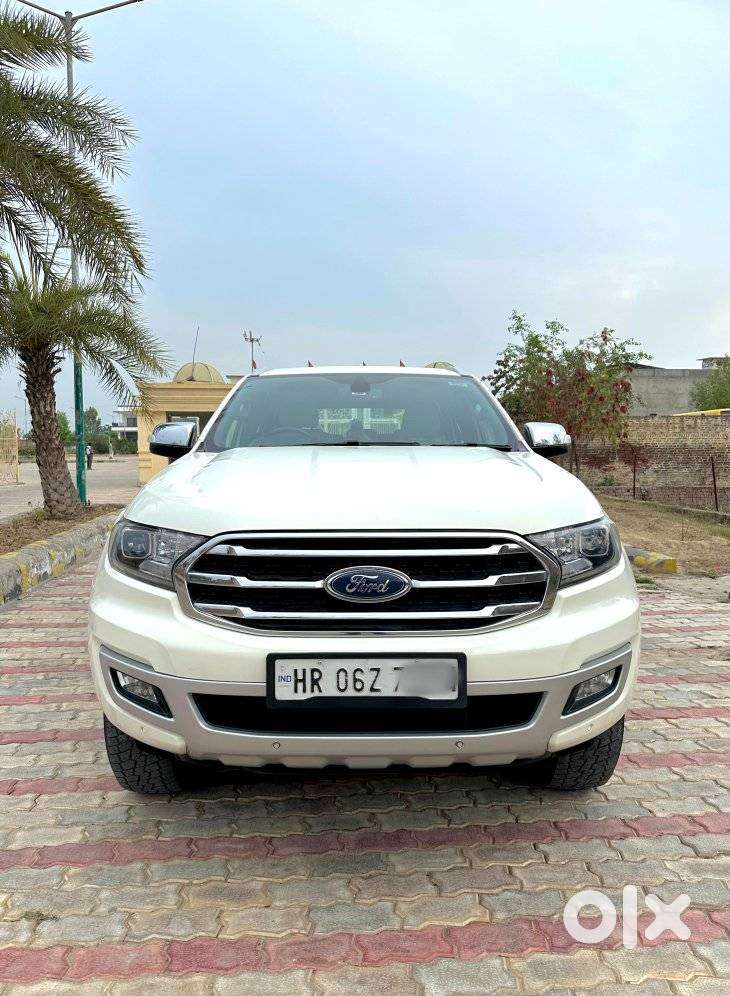 Ford Endeavour Titanium 4x2, 2021