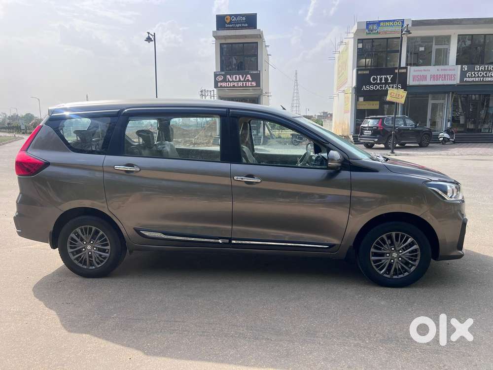 Maruti Suzuki Ertiga Zxi Shvs, 2019, Petrol