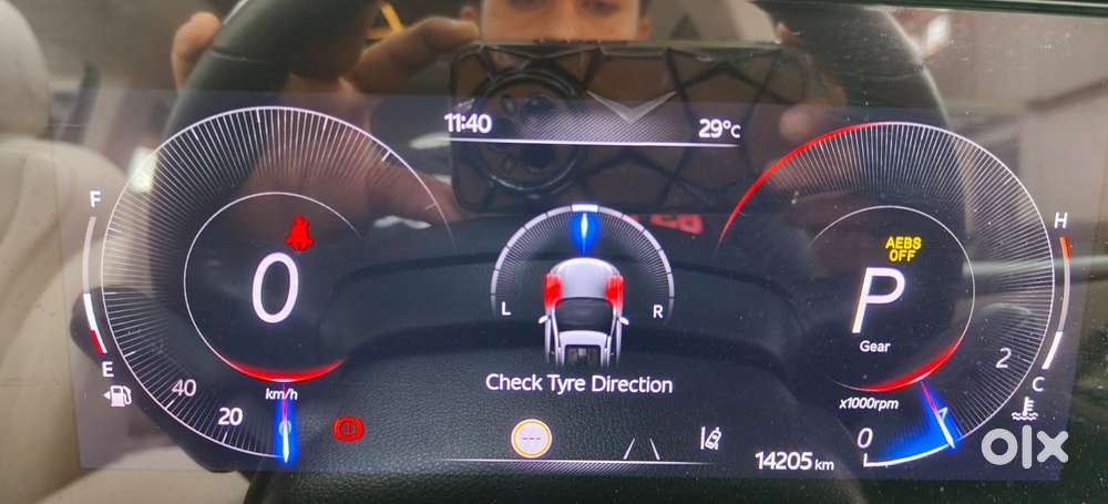 Mahindra Xuv700 2.0 Ax 7 Petrol At Luxury Pack Str, 2022, Petrol