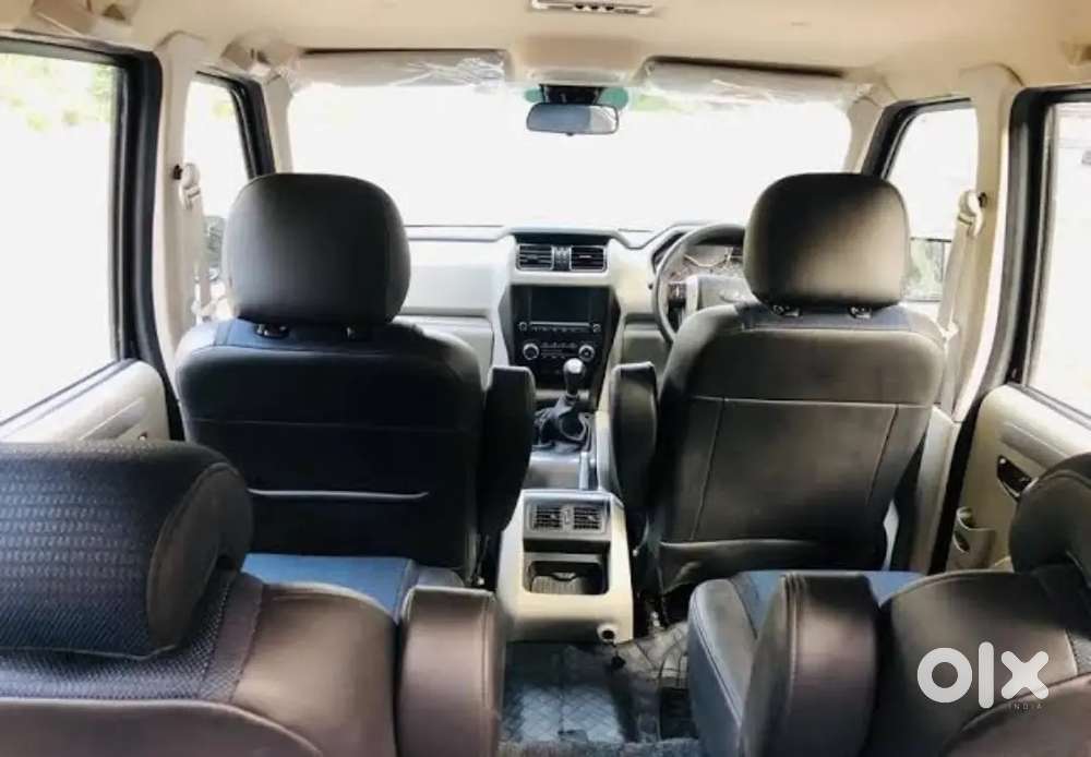 Mahindra Scorpio S11