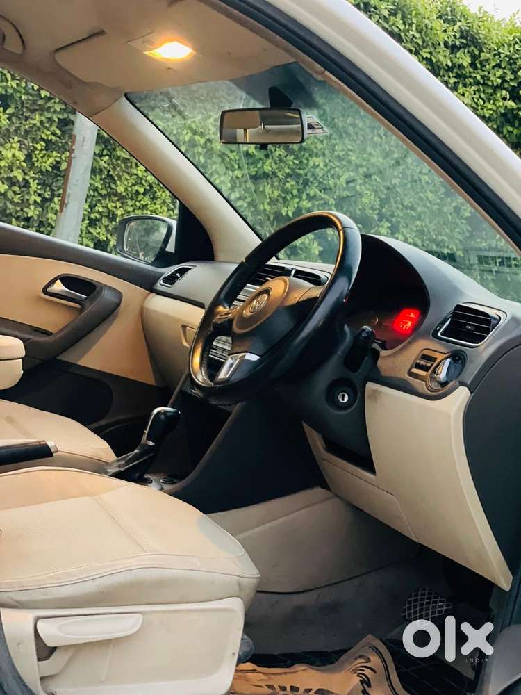 Volkswagen Vento 2010-2013 Petrol Highline, 2013, Petrol