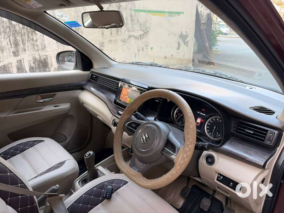 Maruti Suzuki Ertiga Zxi (o) Cng [2022-2023], 2022, Petrol