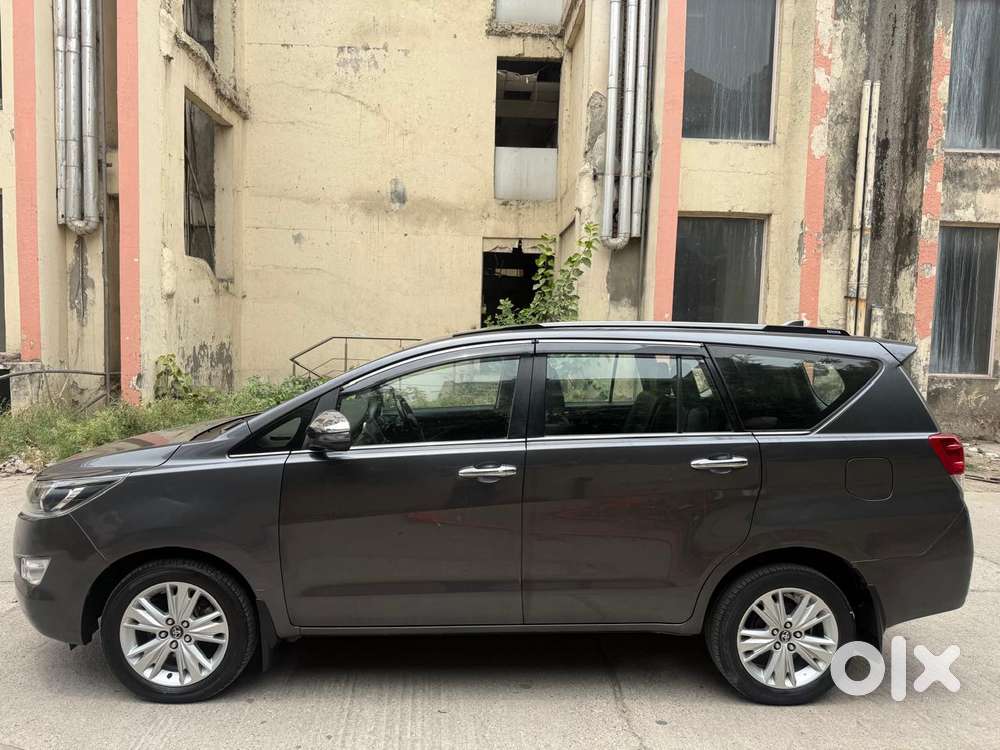 Toyota Innova Crysta Zx 2.4 Diesel 7 Seater, 2018, Diesel