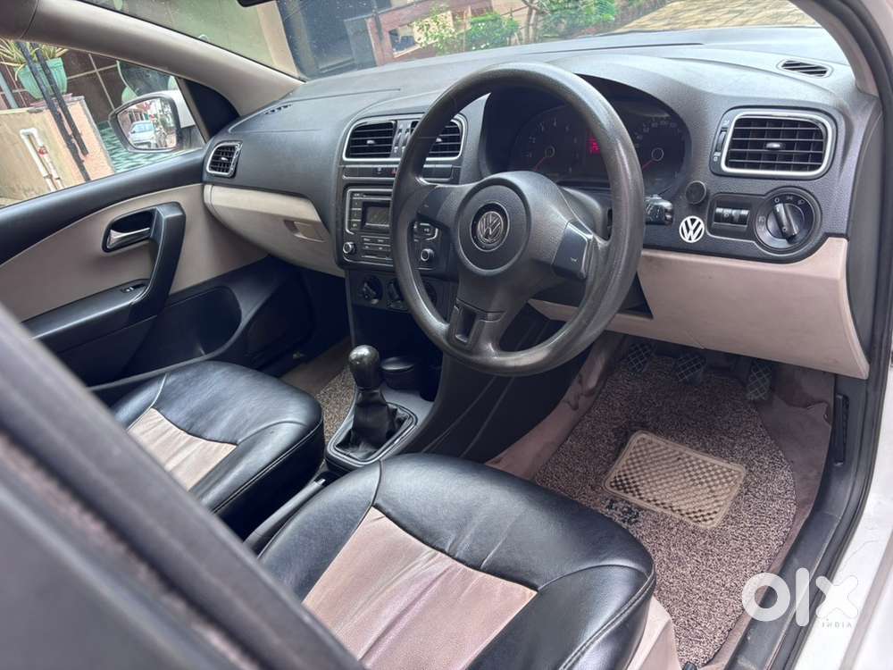 Volkswagen Polo 2013 Cng & Hybrids Well Maintained