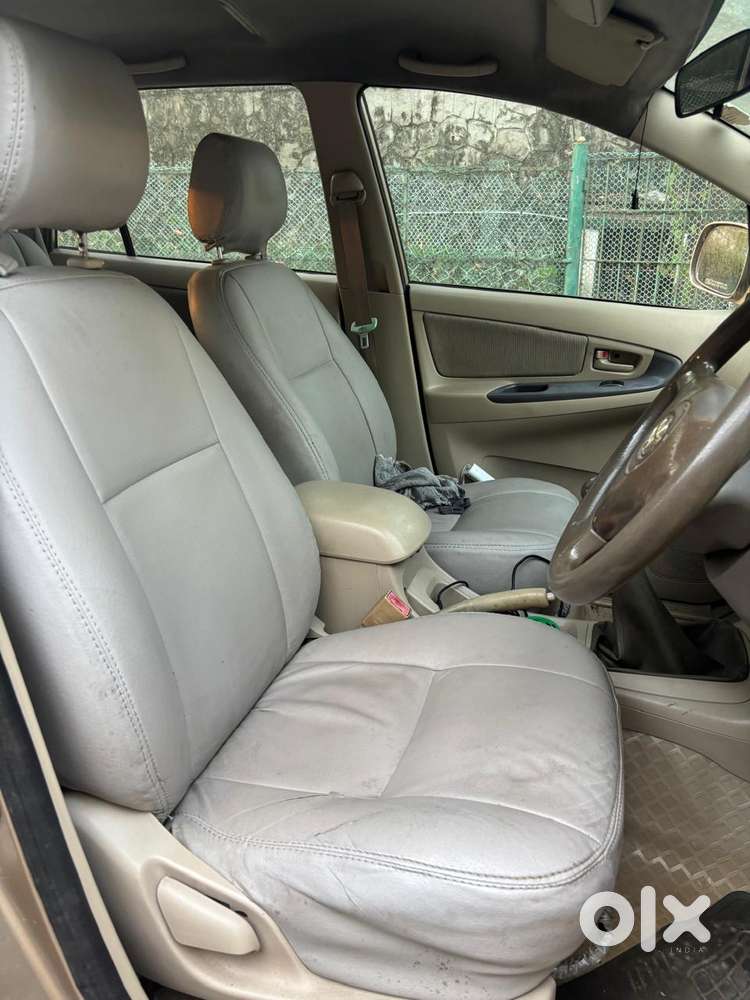 Toyota Innova 2.5 G (diesel) 7 Seater, 2005, Diesel