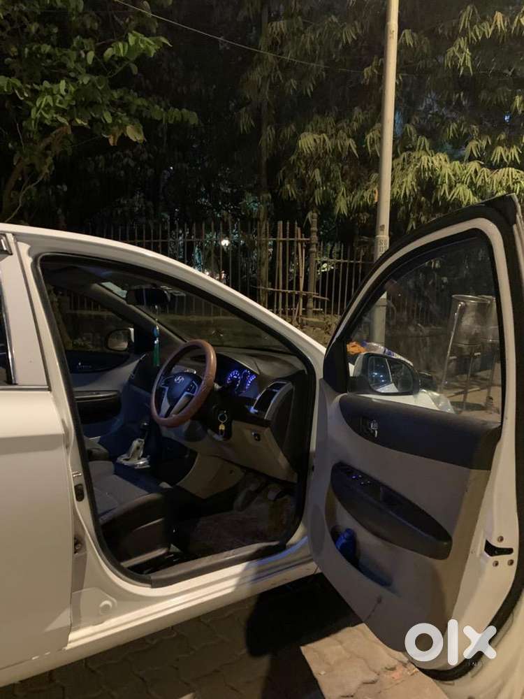 2012 Hyundai I20 Sports 1.2 Bsiv – White