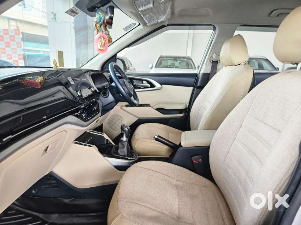 Kia Carens 1.5 Luxury Plus Diesel 6 Str, 2022, Diesel