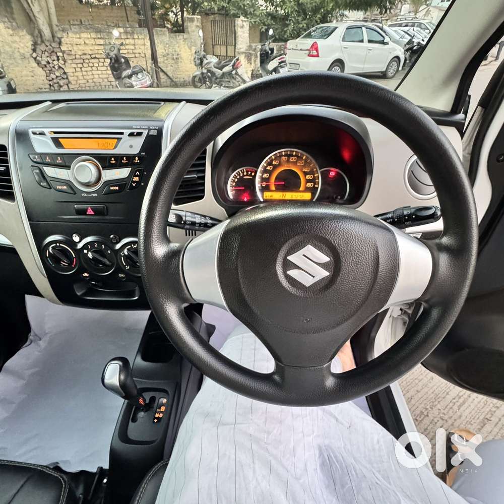 Maruti Suzuki Wagon R 1.0 Vxi Amt, 2016, Petrol