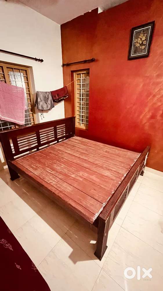 നല്ല ഉറപ്പുള്ള തടി കട്ടിൽ (Solid Wooden Cot) വിൽപനയ്ക്ക്