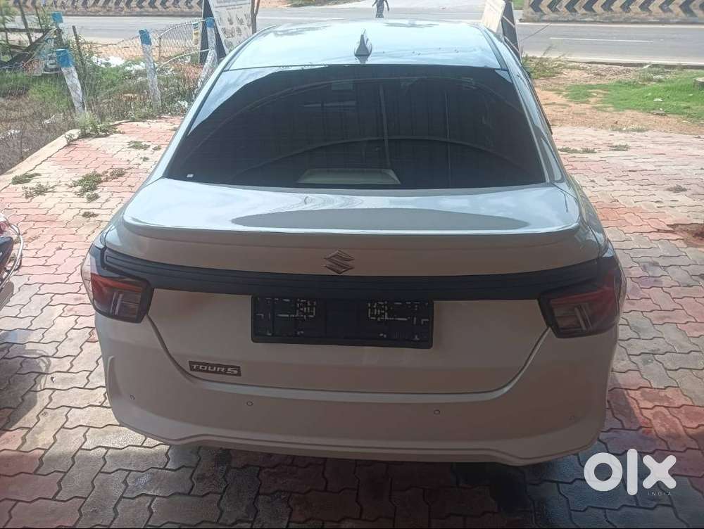 Dzire Tour S 2026
