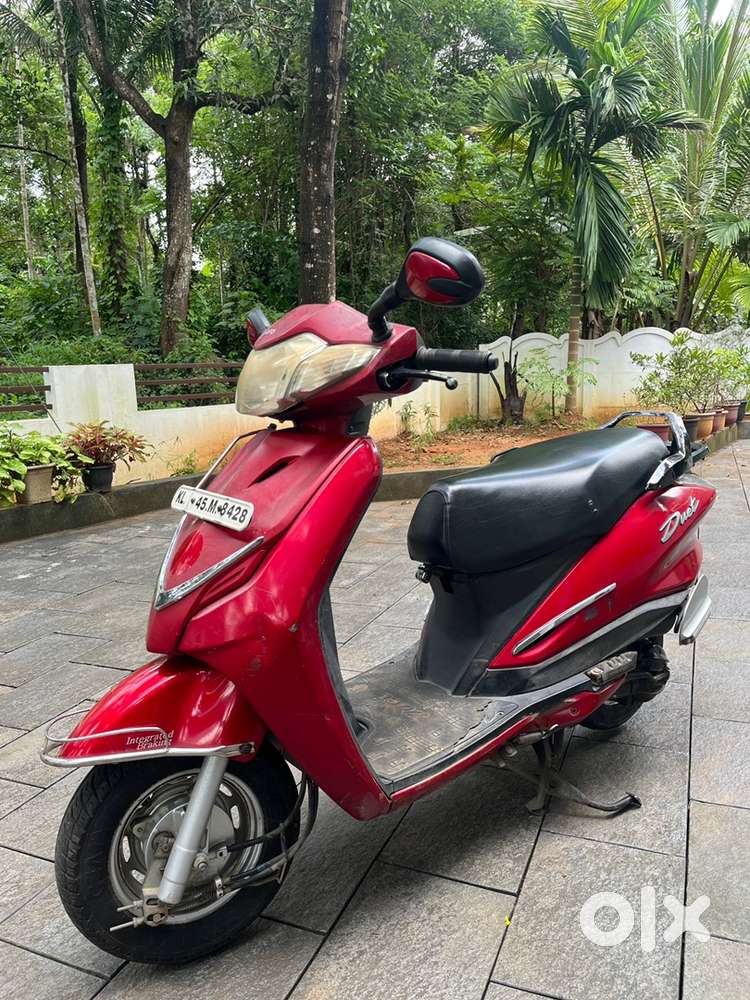 Hero Duet Red Colour Hero Duet Price, Images Used Duet Scooters