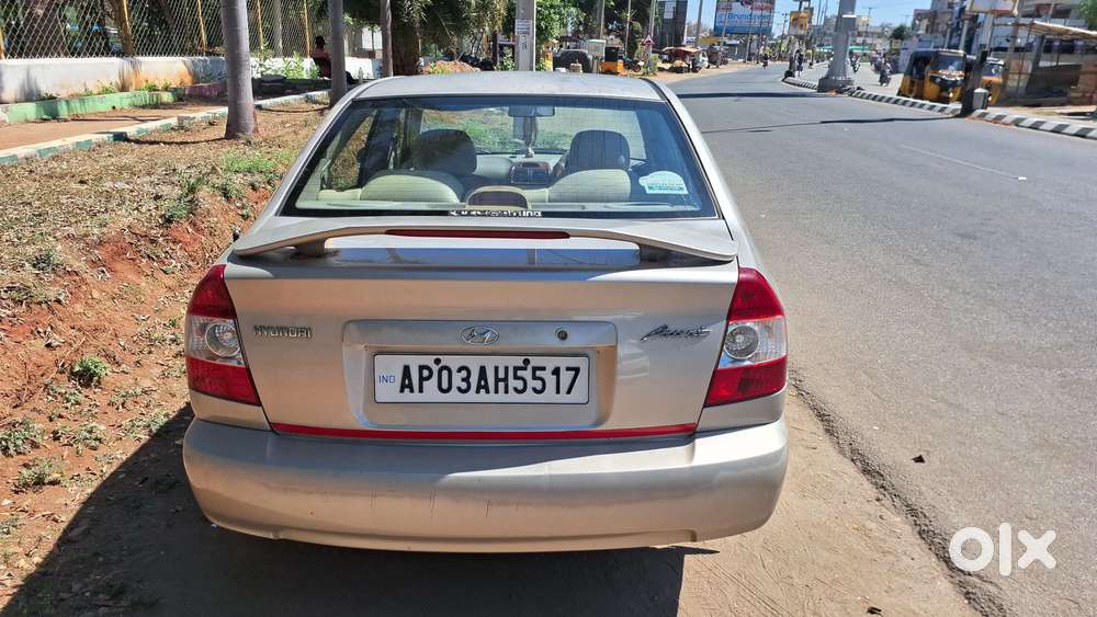 Hyundai Accent Executive, 2010, Petrol
