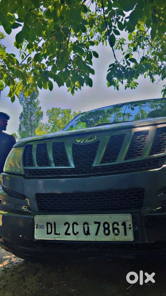 Mahindra Xuv500 Petrol 2012